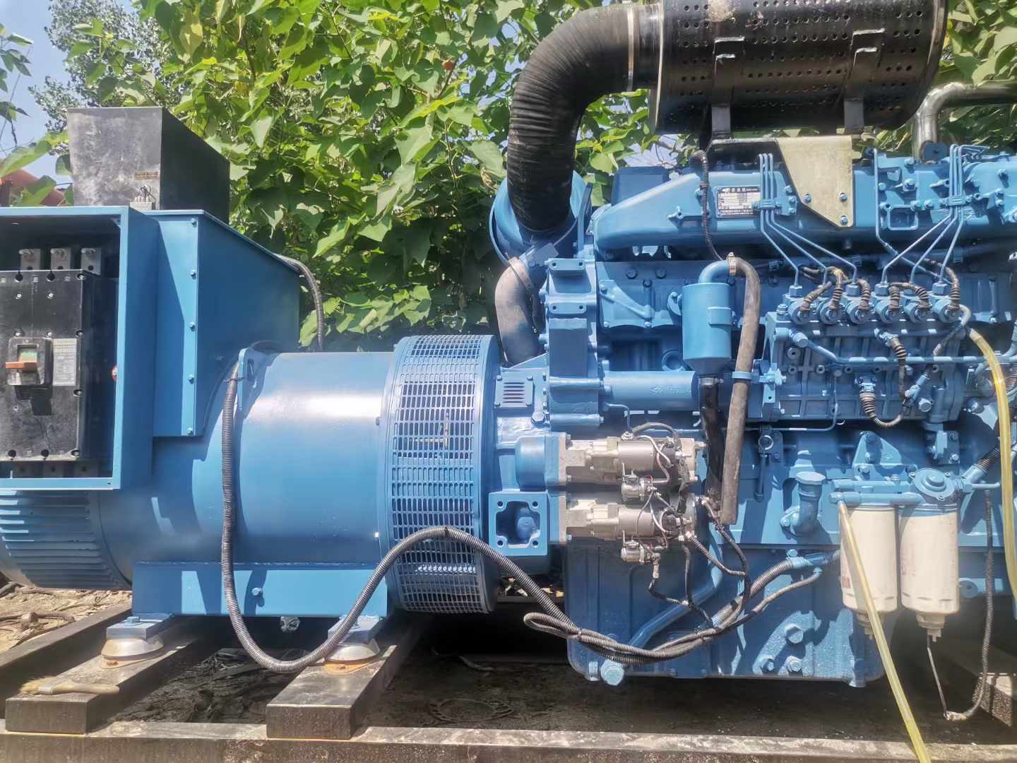 长汀详细说明降低 800kW 柴油发电机输出电流波动的方法
