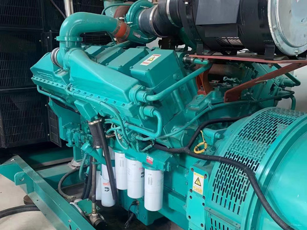 长汀更换100kW柴油发电机组机油时，需要注意哪些事项？